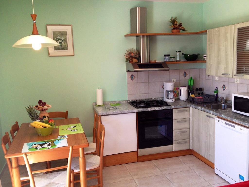 Apartments Rukavina Rogoznica  Habitación foto
